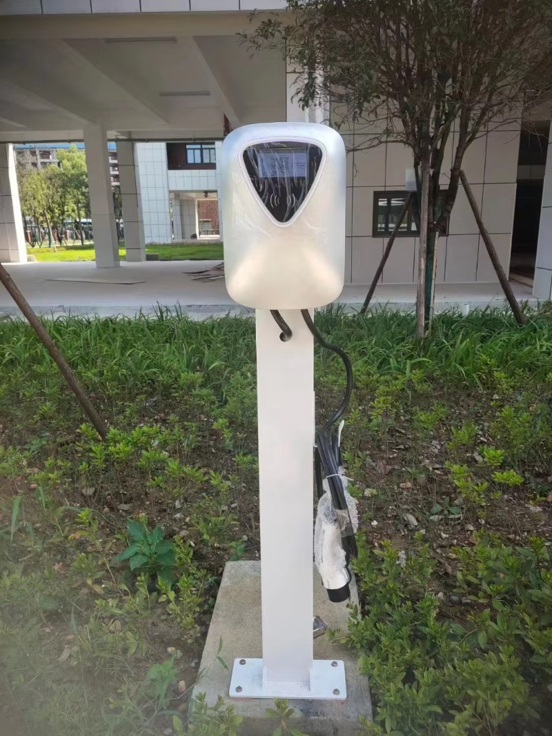 Мобильное зарядное устройство  – обзор и цена Ev Charger
